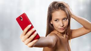 Facebook και Instagram: η σχέση τους με την εικόνα του σώματος
